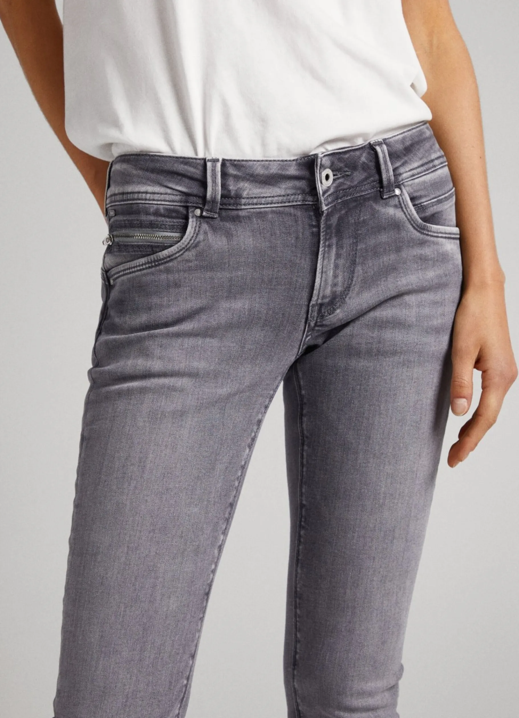 Women Pepe Jeans Brooke Regular Fit Mid-Rise Jeans