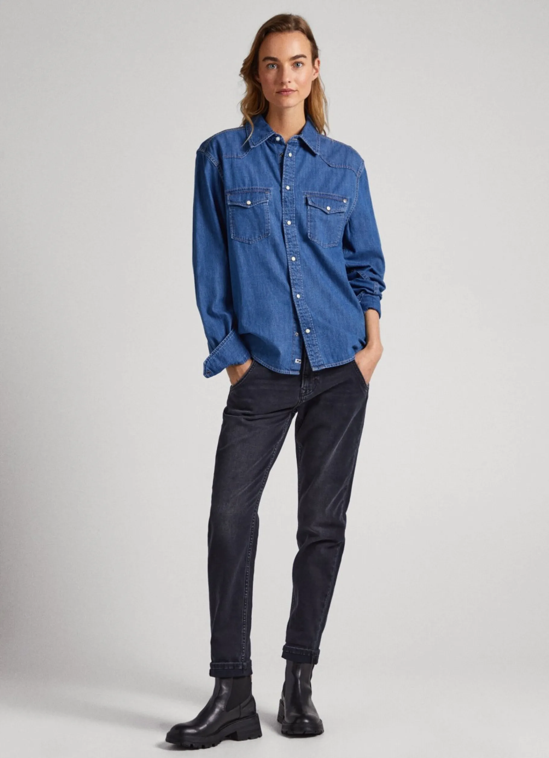 Women Pepe Jeans Carey Relaxed Fit Mid-Rise Jeans