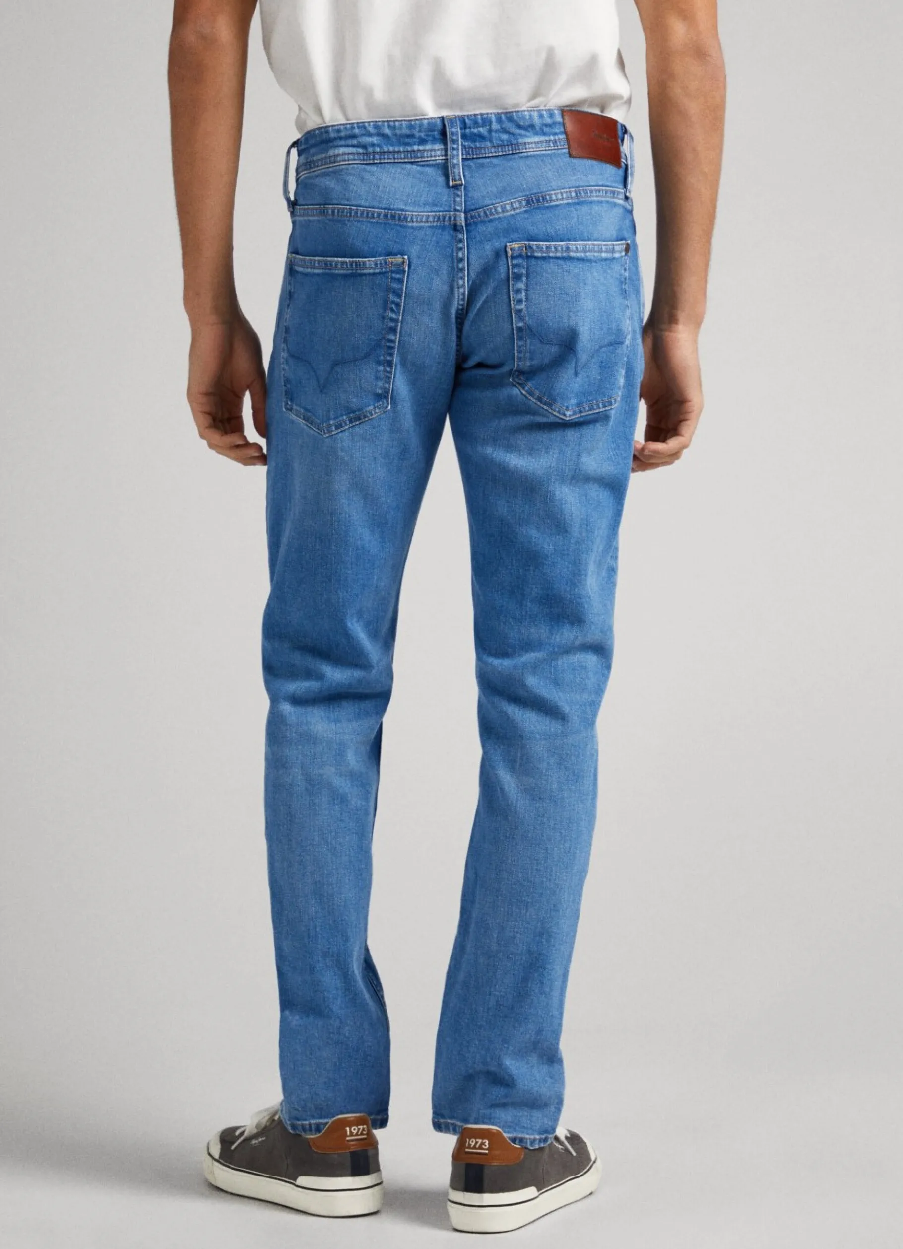 Men Pepe Jeans Cash Regular Fit Mid-Rise Jeans
