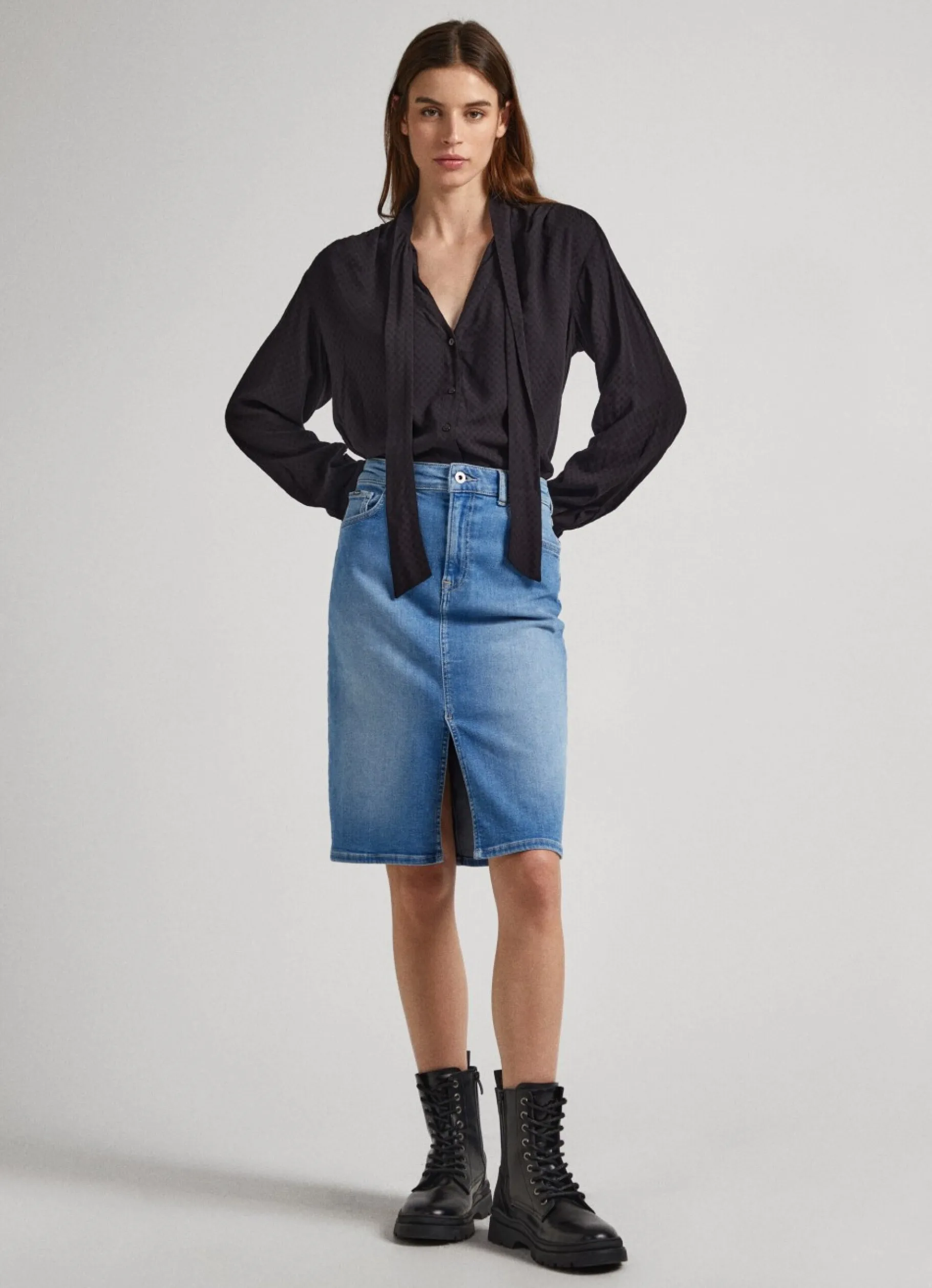 Women Pepe Jeans Dobby Blouse With Tie Neck