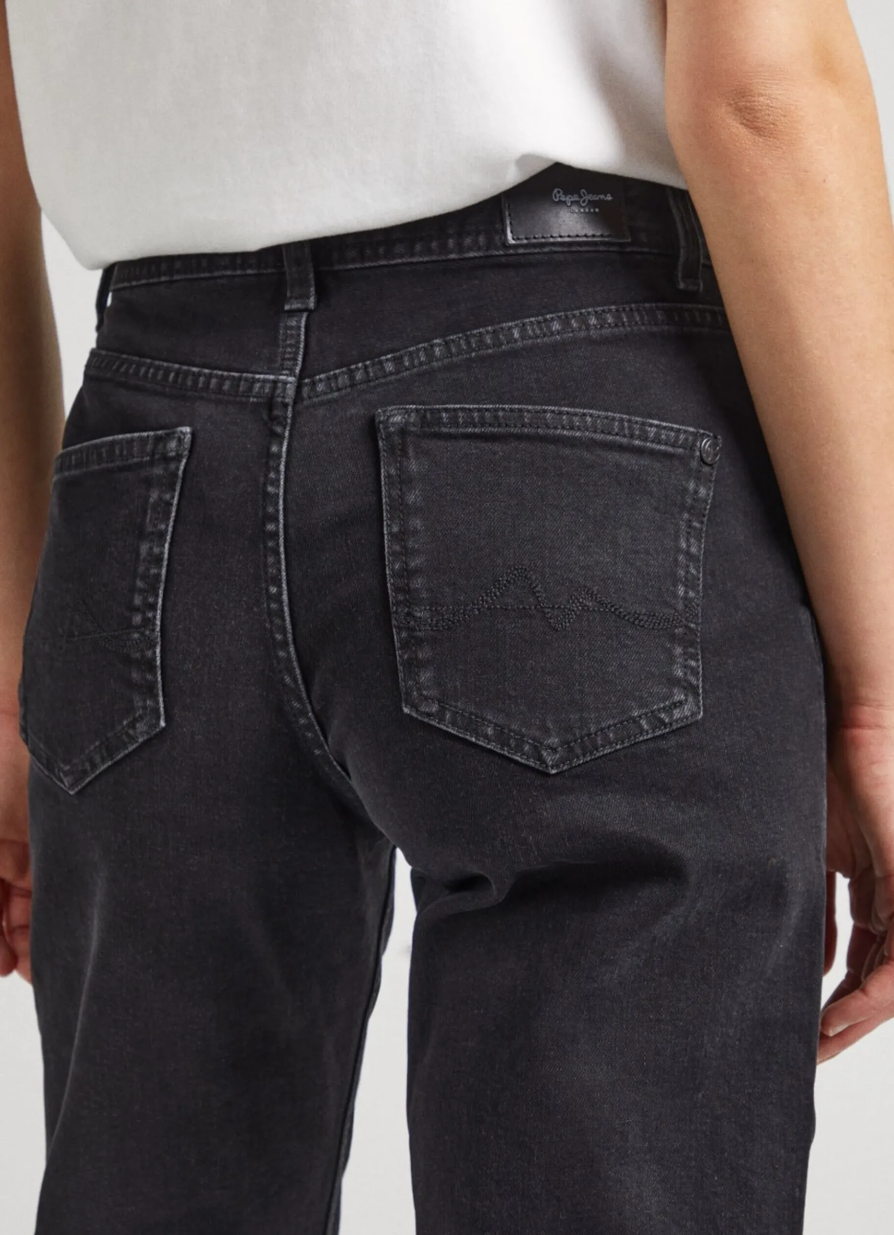 Women Pepe Jeans Dover Relaxed Fit High-Rise Jeans