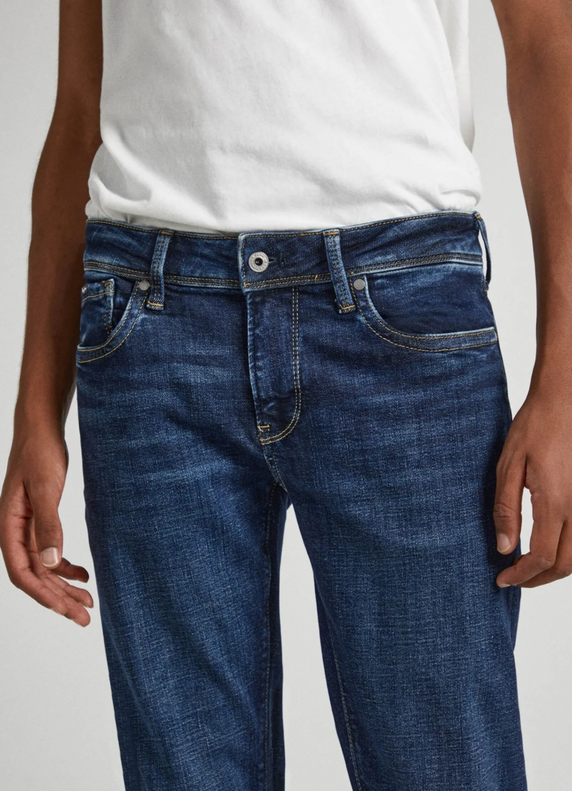 Men Pepe Jeans Hatch Slim Fit Low-Rise Jeans