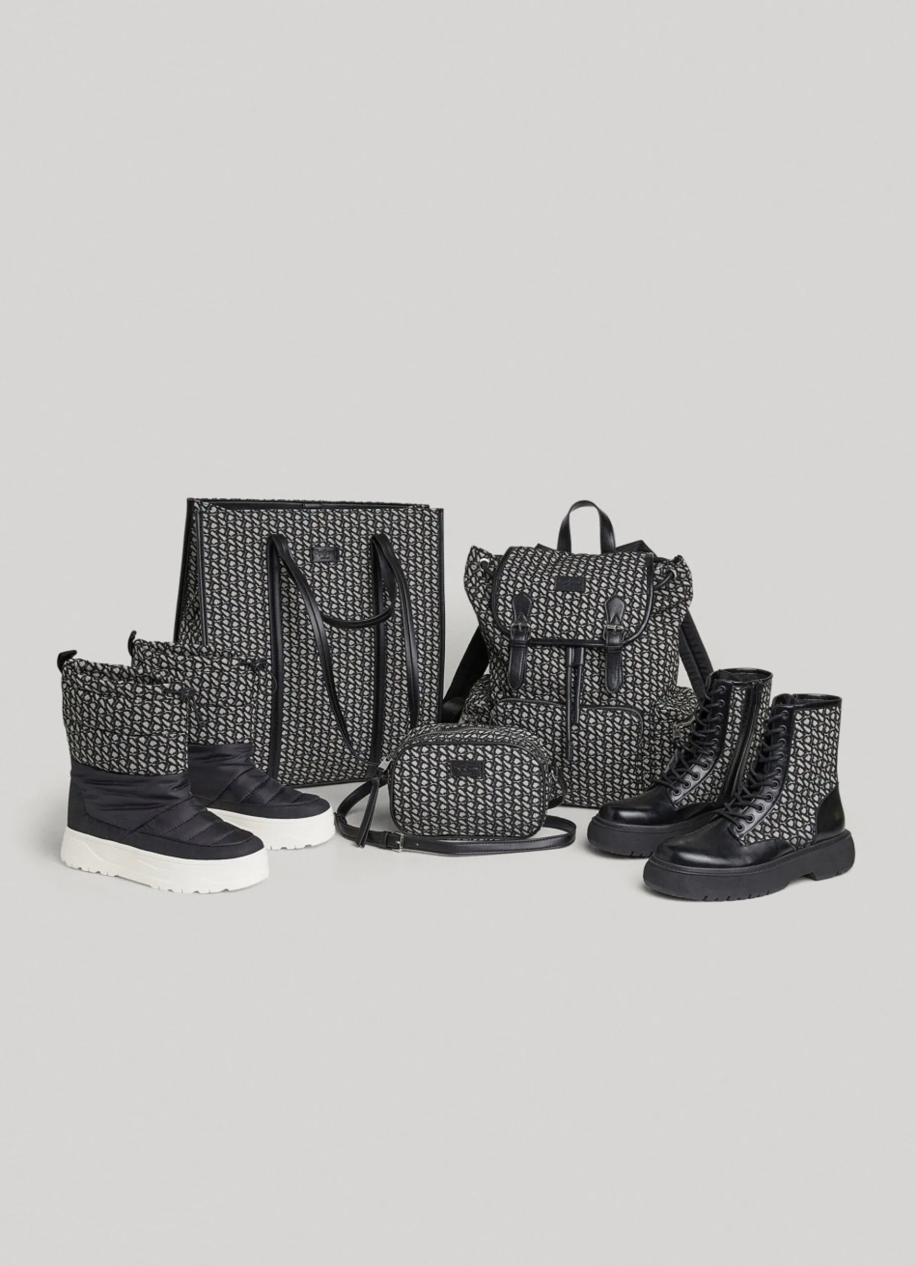 Women Pepe Jeans Jacquard Tote Bag