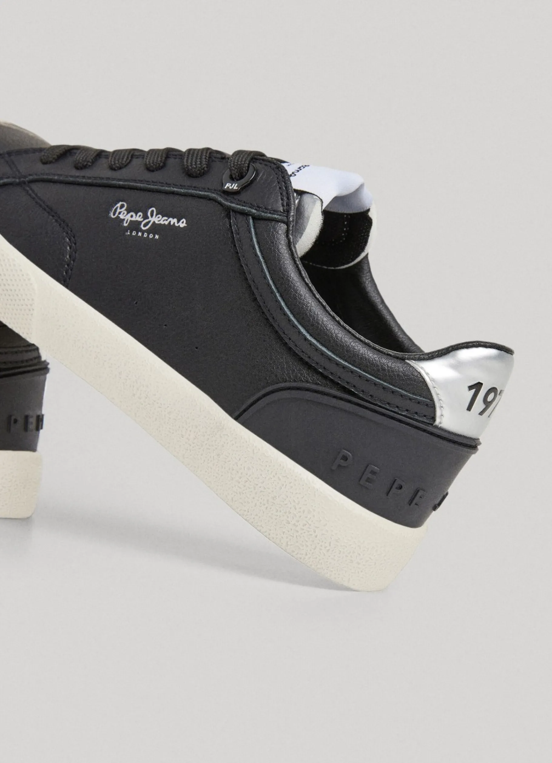 Women Pepe Jeans Kenton Vintage Classic Trainers
