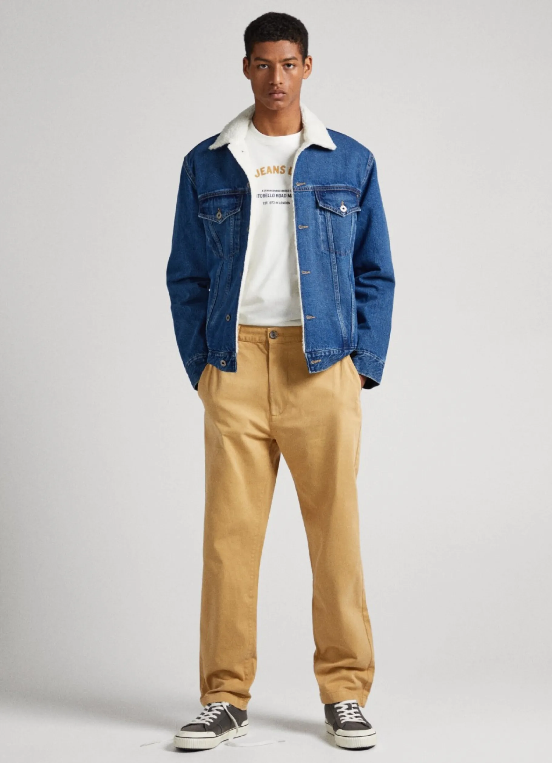 Men Pepe Jeans Nils Loose Fit Chino Pants