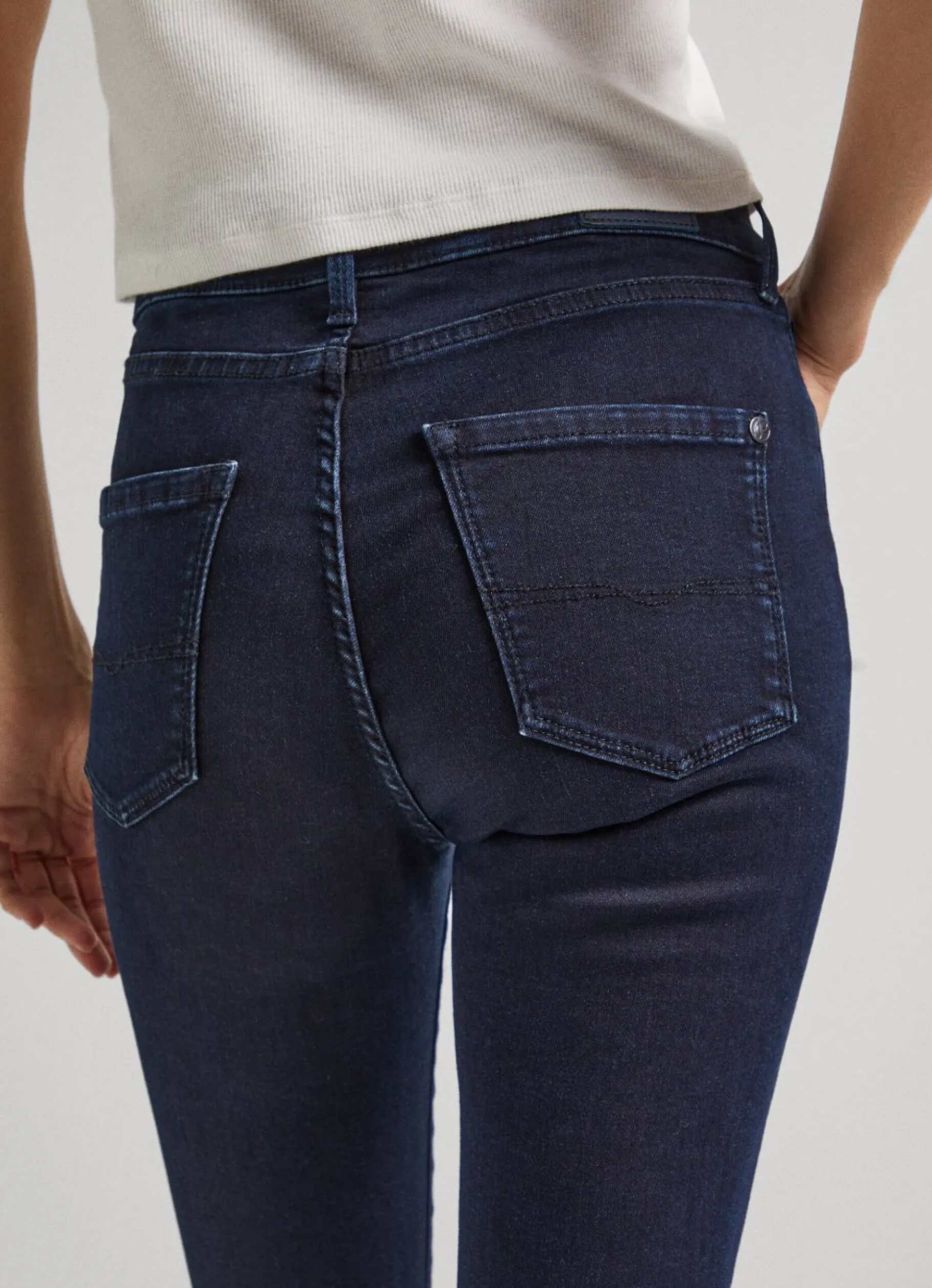 Women Pepe Jeans Regent Skinny Fit High-Rise Jeans