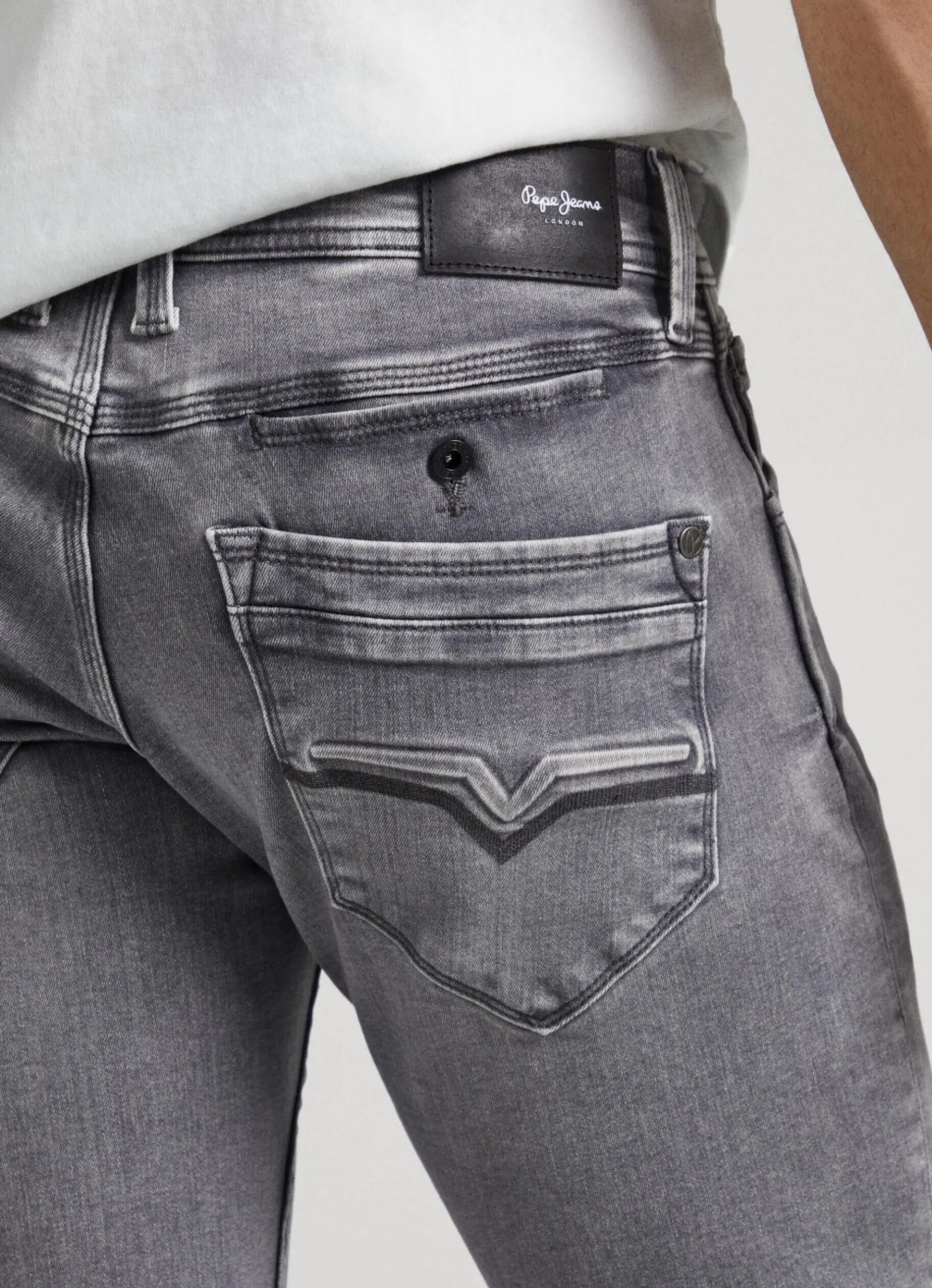 Men Pepe Jeans Spike Regular Fit Mid-Rise Jeans